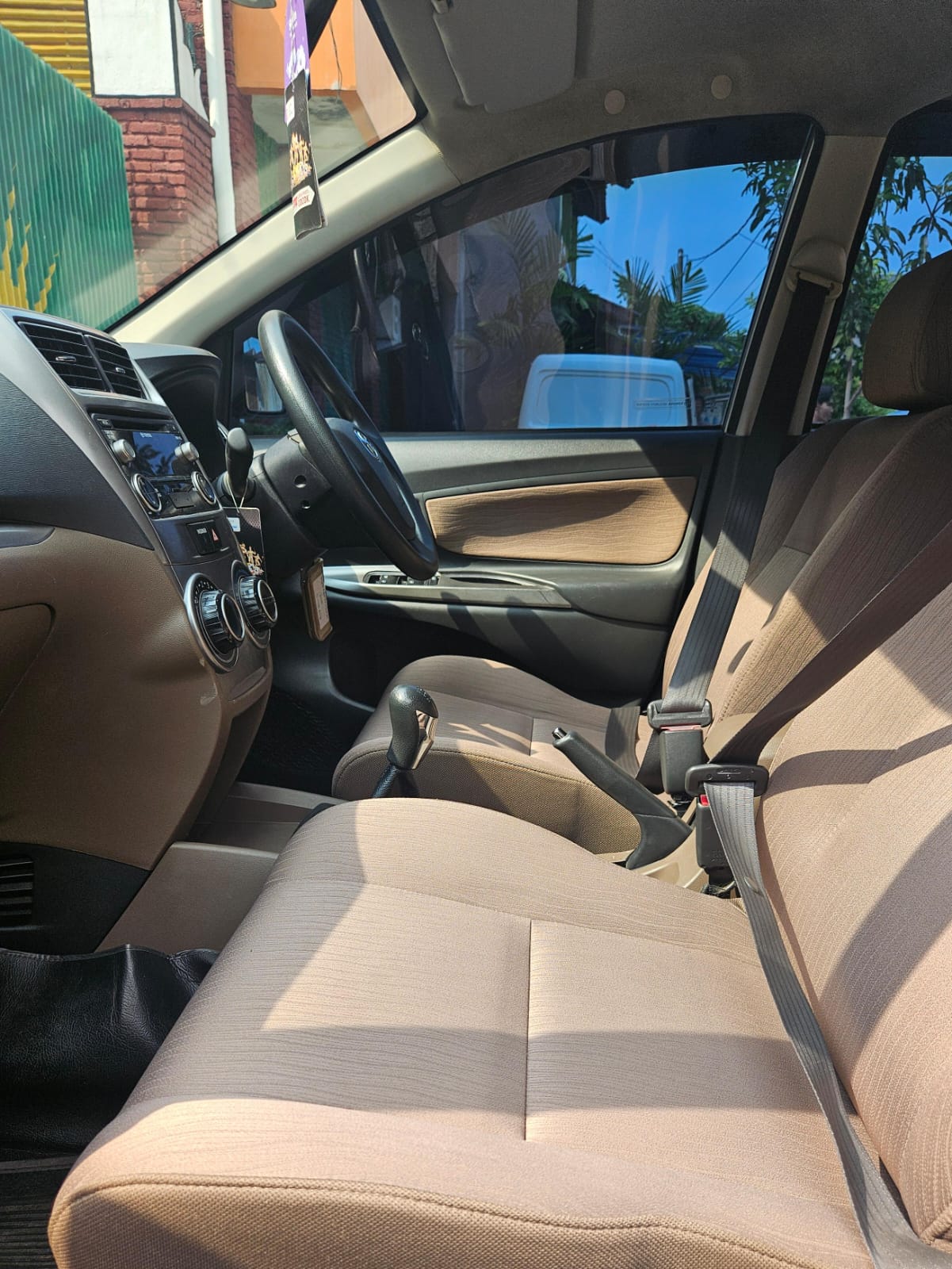 Grand Avanza G - Gambar 10