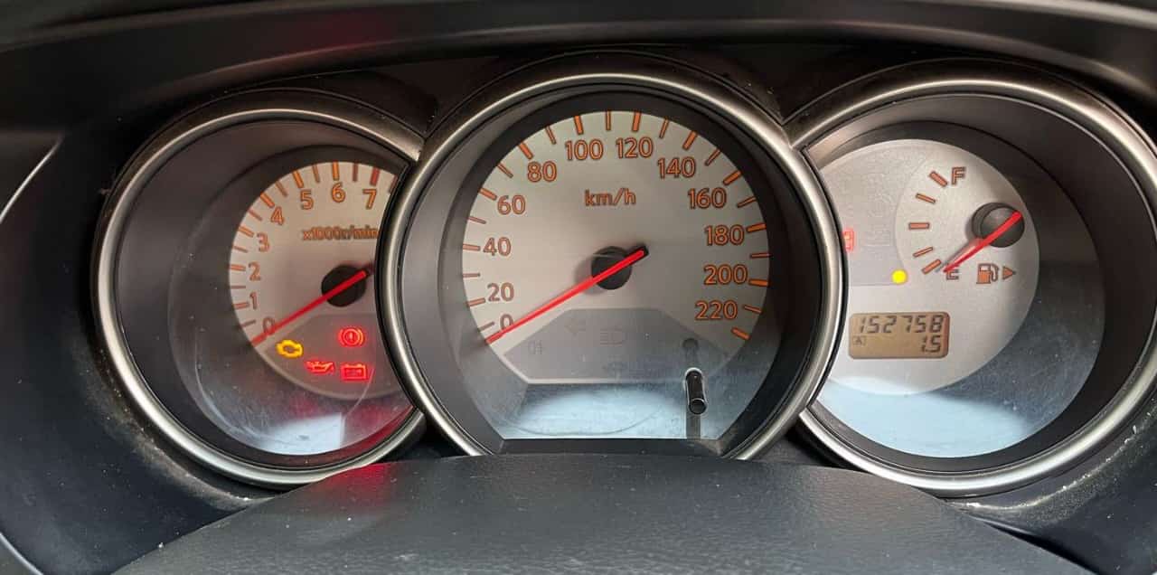 Grand Livina XV Manual - Gambar 15