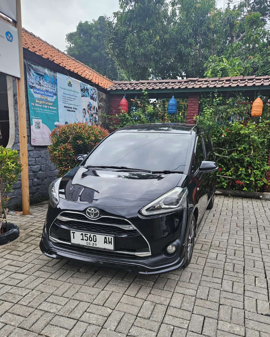 Sienta Q - Gambar 2