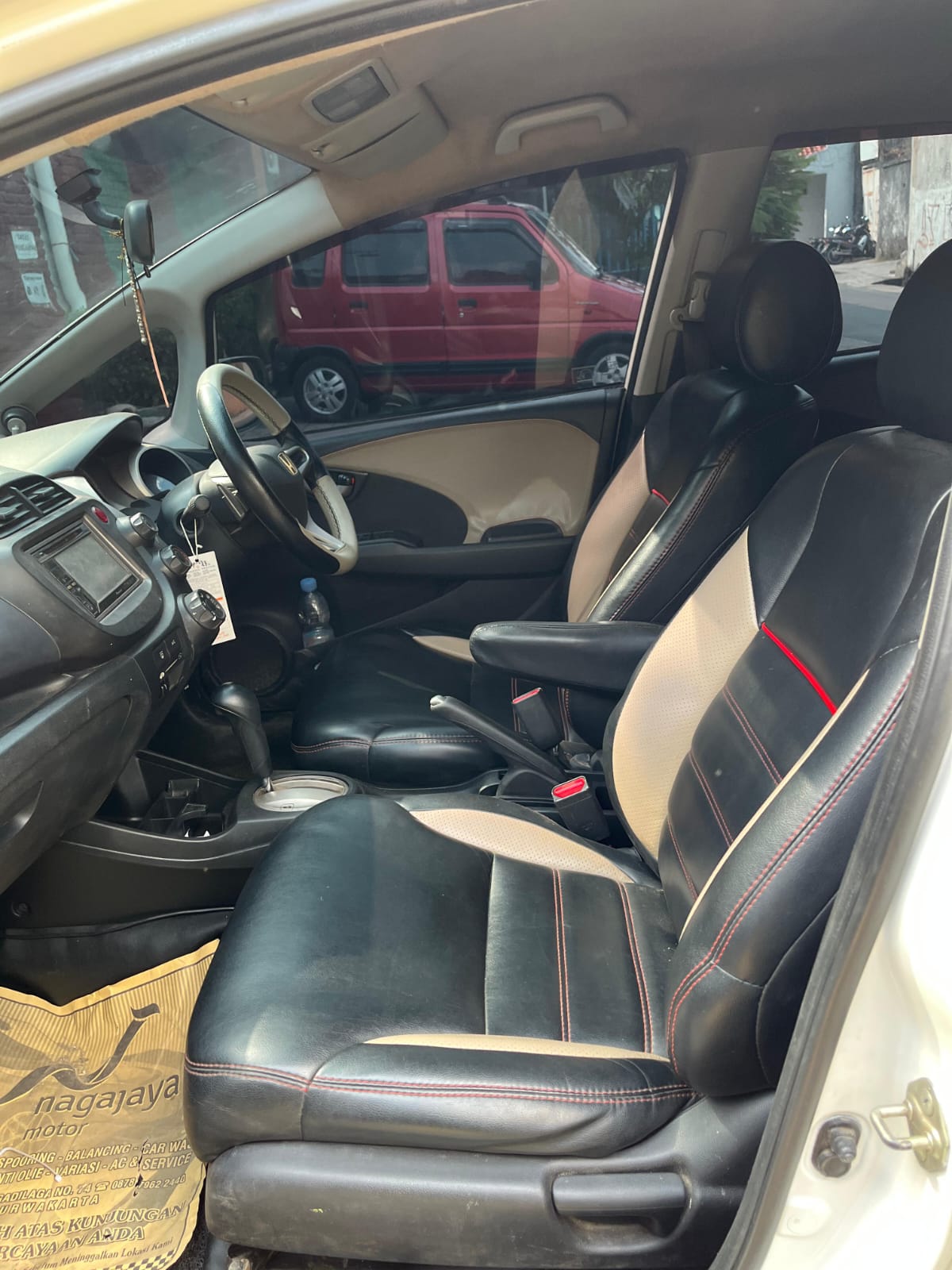 Honda Jazz RS - Gambar 11