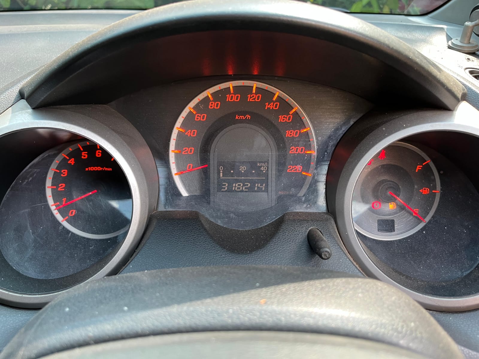 Honda Jazz RS - Gambar 16