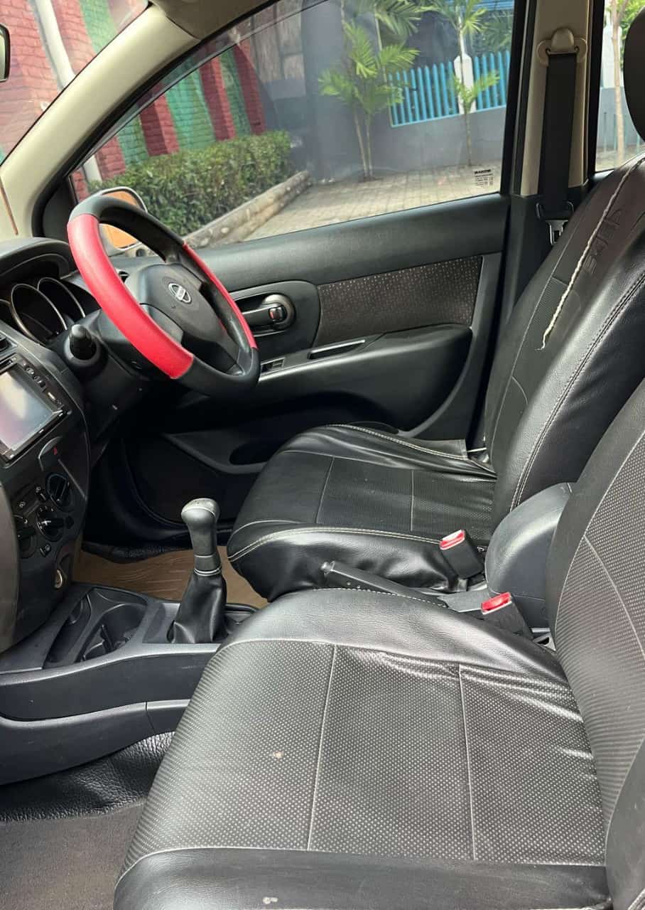 Grand Livina XV Manual - Gambar 10